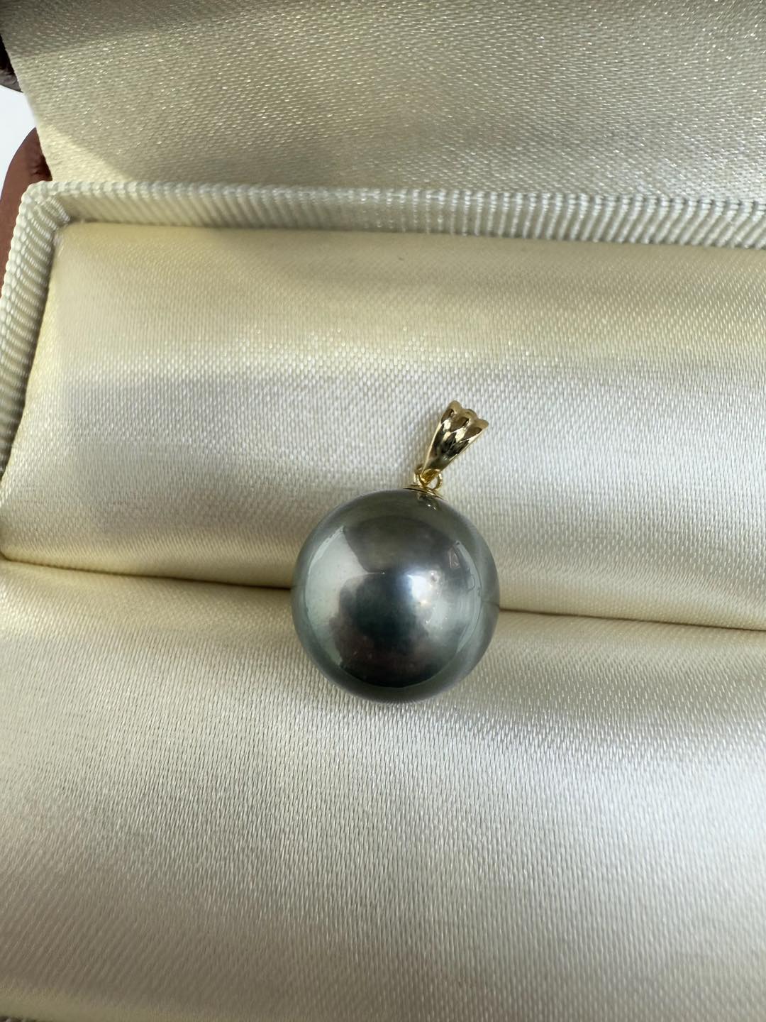 TAHITIAN PEARL